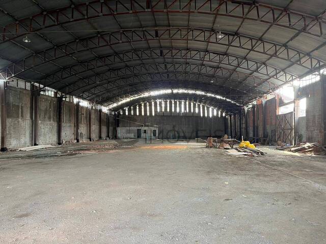 Galpão para Venda em Mogi das Cruzes - 4